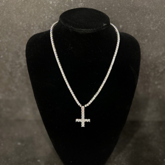 Upside Down Cross Necklace | Opium Hip Hop Chain | Inverted Cross Pendant | - Picture 1 of 2